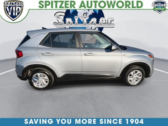 Used 2021 Hyundai Venue SE FWD image 10