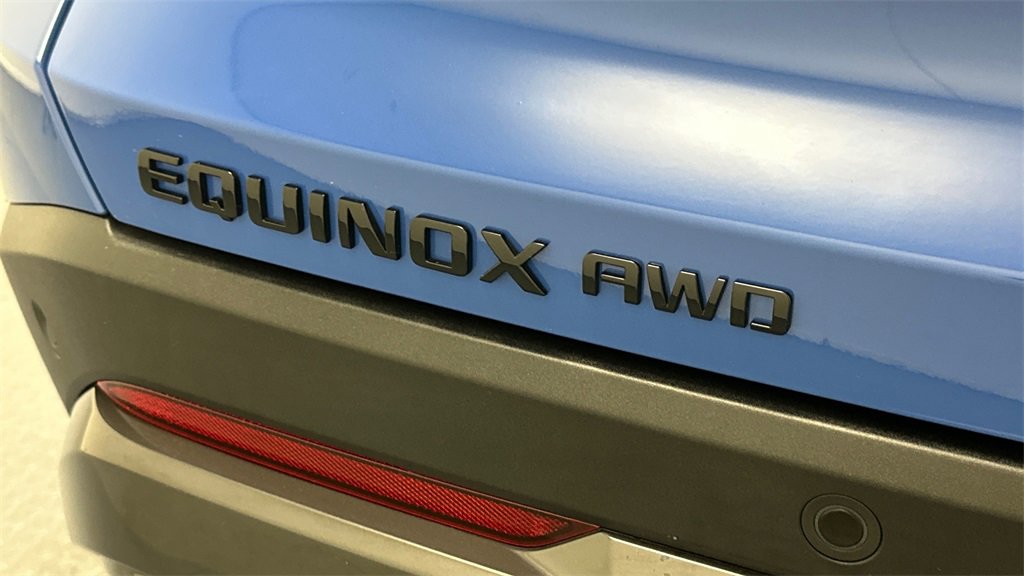 Used 2025 Chevrolet Equinox ACTIV w/ Safety and Technology Package image 21