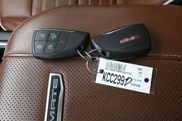 Used 2024 GMC Sierra 2500 Denali Ultimate AWD/4WD image 57
