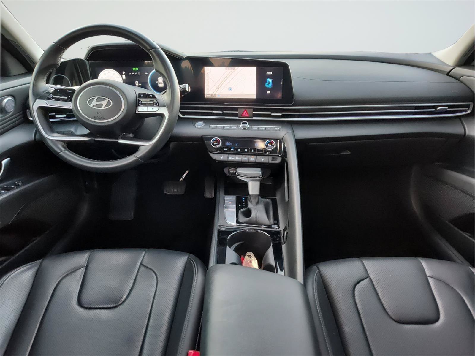 Used 2024 Hyundai Elantra Limited FWD image 10