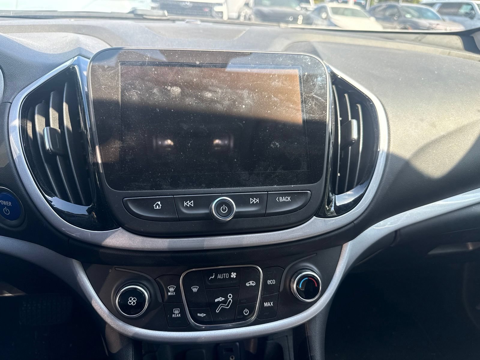 Used 2018 Chevrolet Volt LT FWD image 17