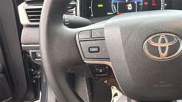 Used 2025 Toyota Camry LE image 16