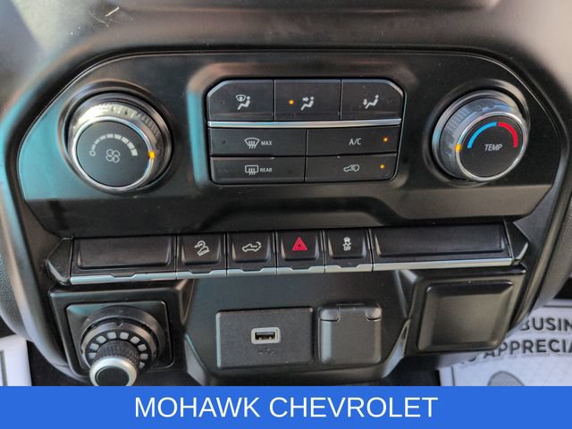 Used 2020 Chevrolet Silverado 1500 Custom Trail Boss w/ Custom Convenience Package AWD/4WD image 17