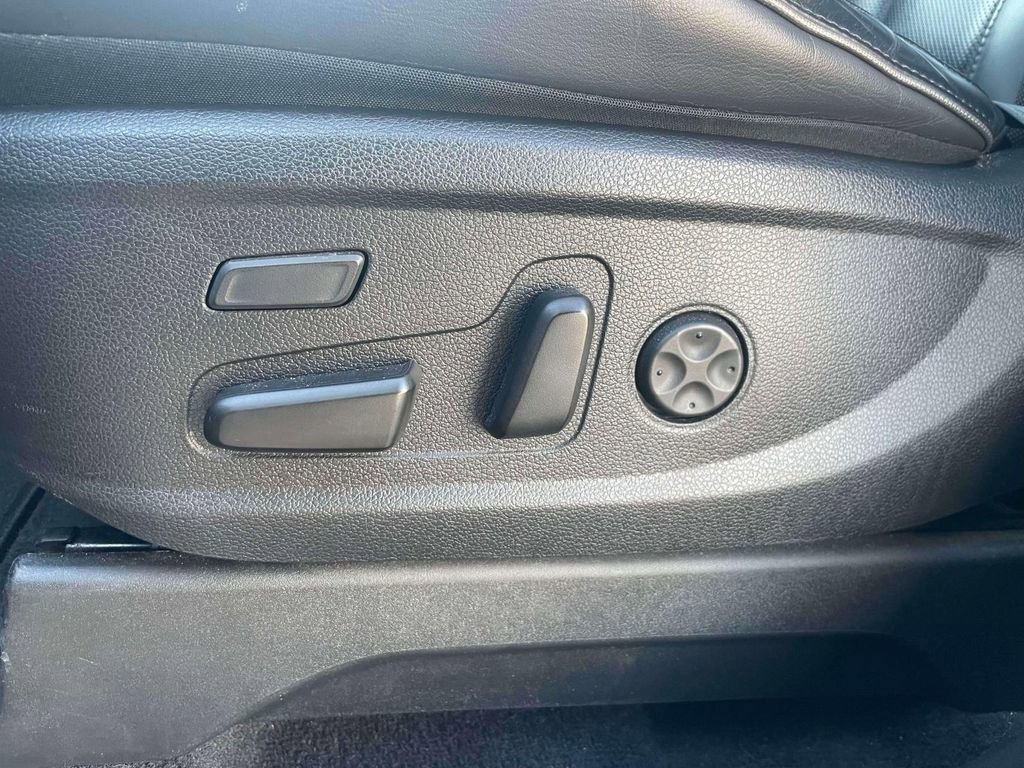 Used 2020 Hyundai Palisade Limited image 19