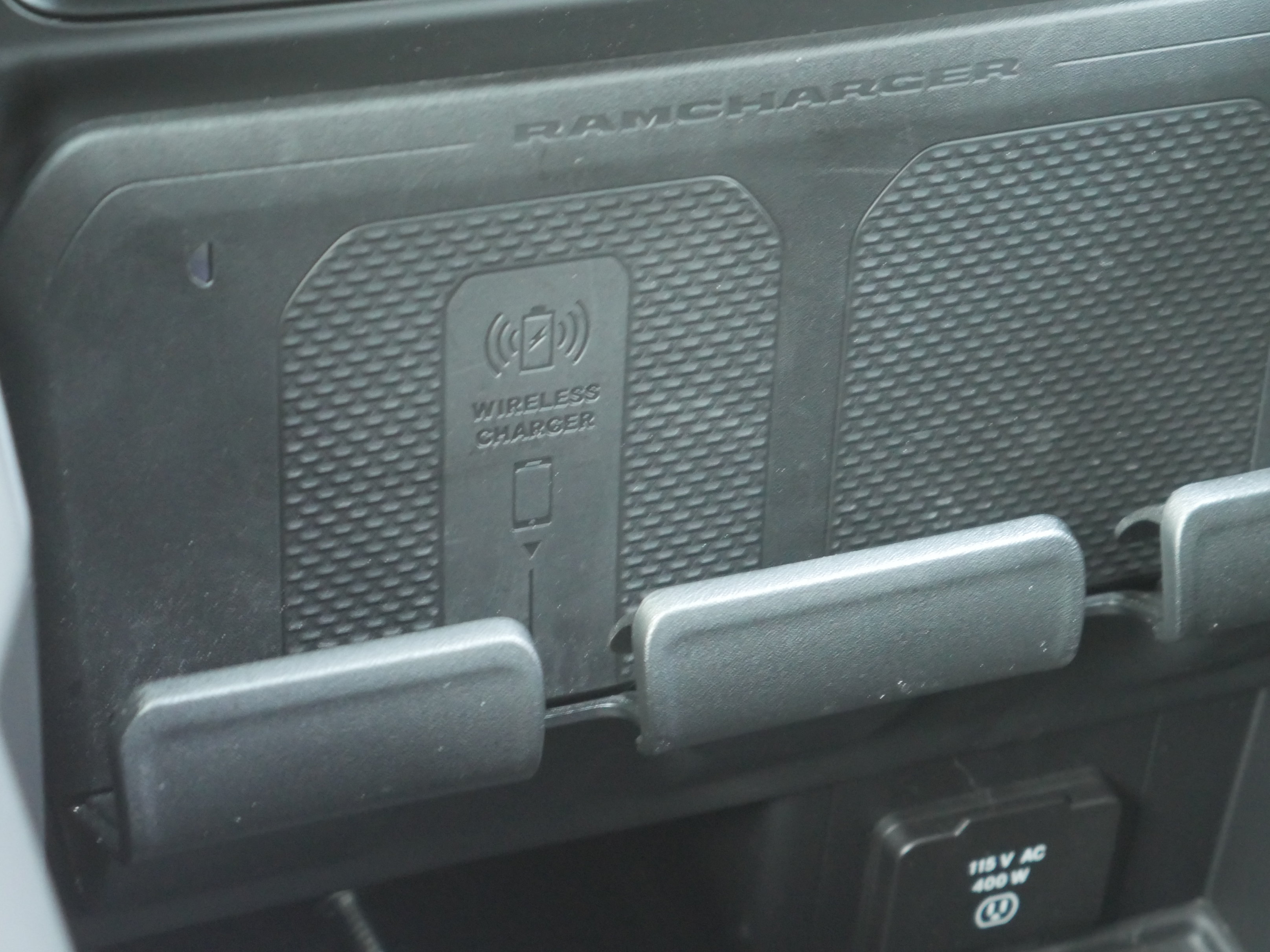 Used 2022 RAM 3500 Limited AWD/4WD image 20