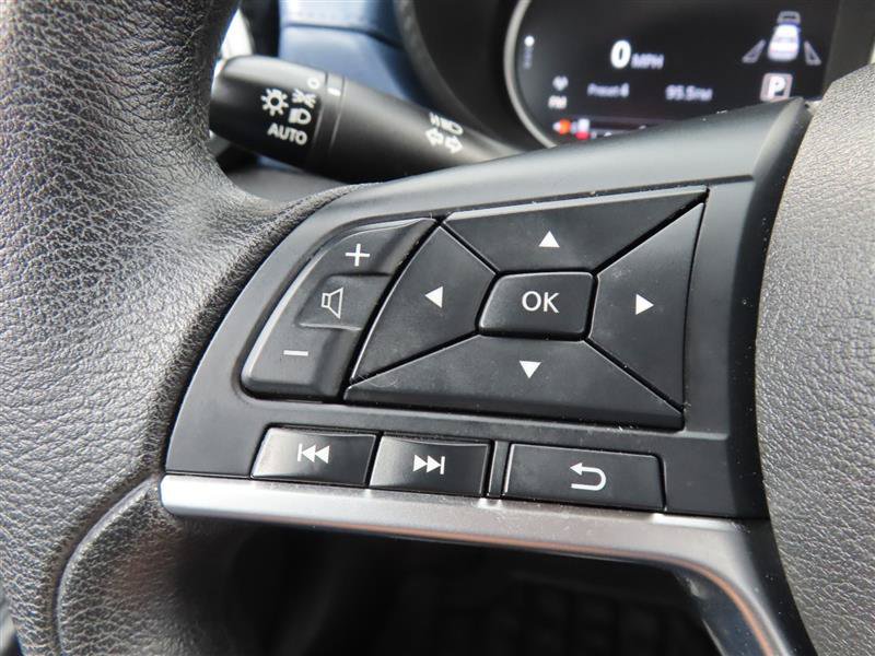 Used 2025 Nissan Versa SV w/ Trunk Package FWD image 17