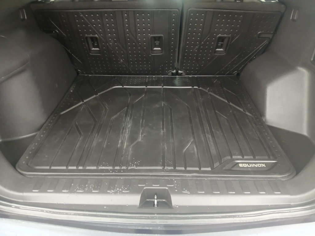 Used 2021 Chevrolet Equinox LT w/ LPO, Floor Liner Package FWD image 16