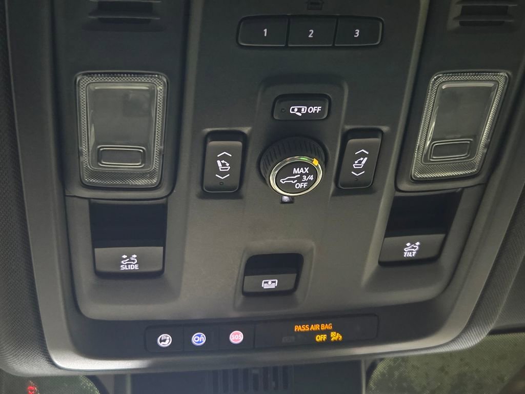 Used 2023 Chevrolet Tahoe RST image 11