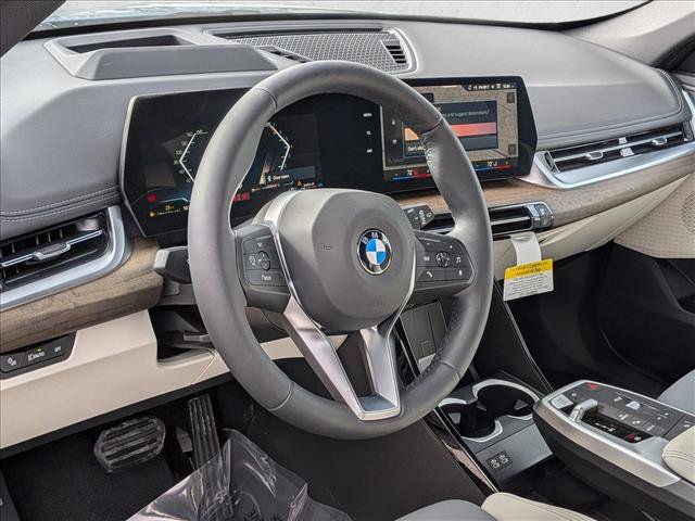 Used 2026 BMW X1 xDrive28i AWD/4WD image 3