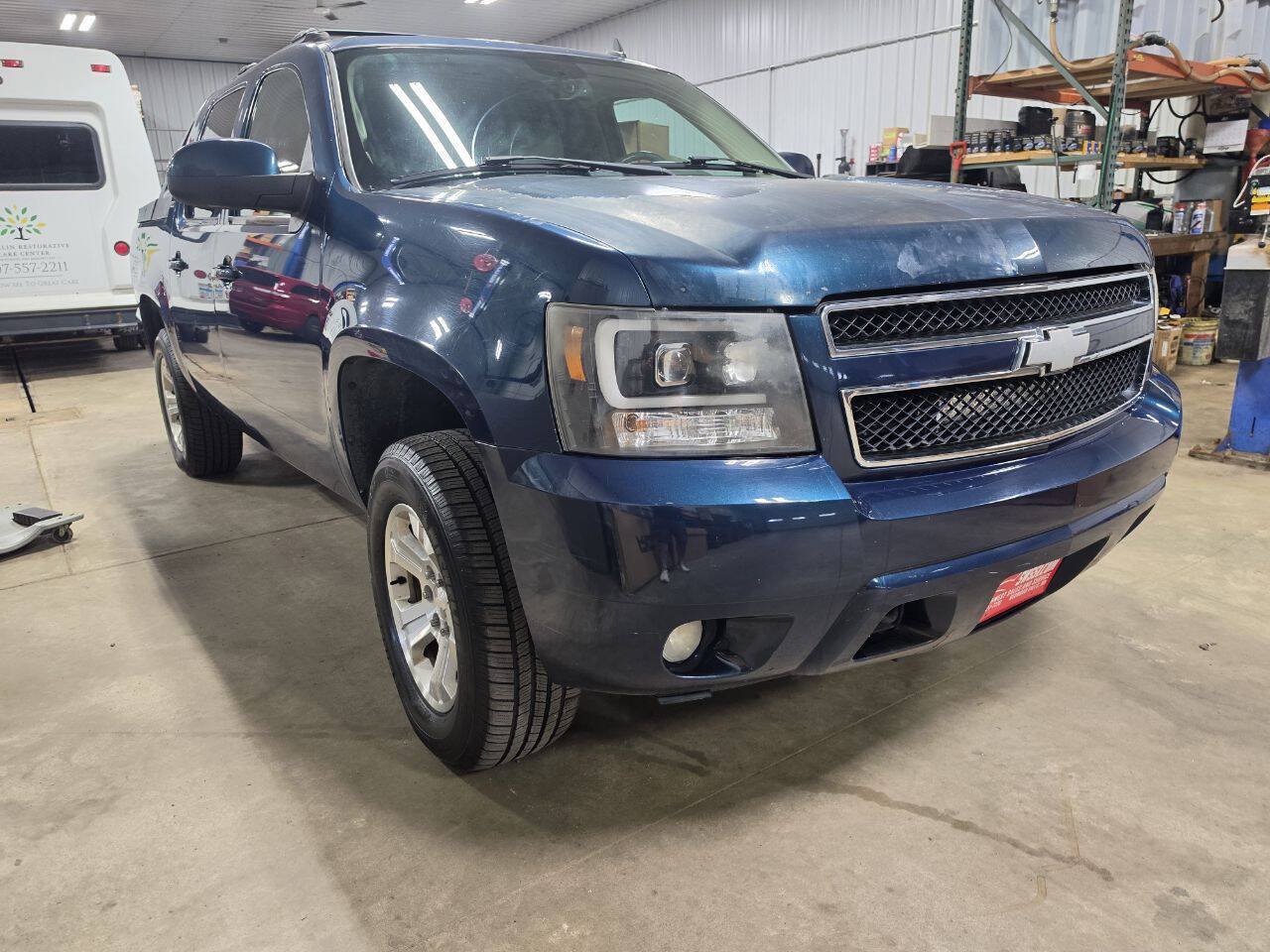 Used 2007 Chevrolet Avalanche LTZ w/ LTZ Preferred Equipment Group AWD/4WD image 1