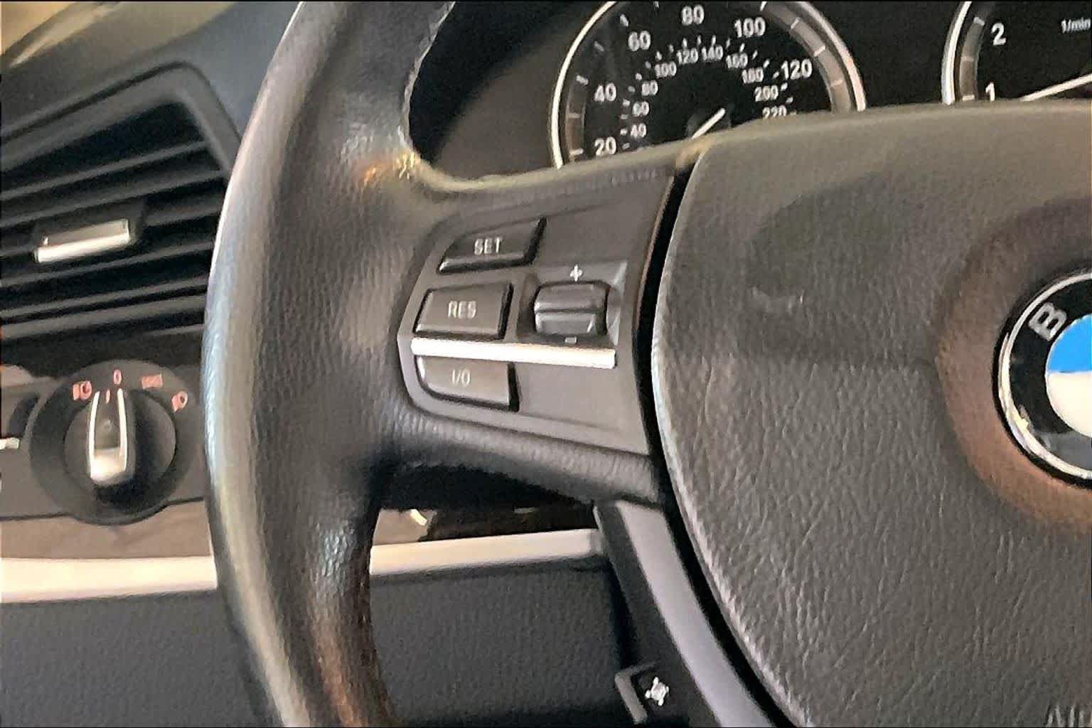 Used 2012 BMW 535i xDrive Sedan AWD/4WD image 21