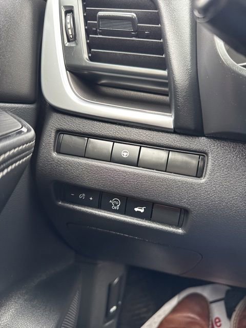 Certified 2023 Nissan Rogue SV w/ SV Premium B Package image 31