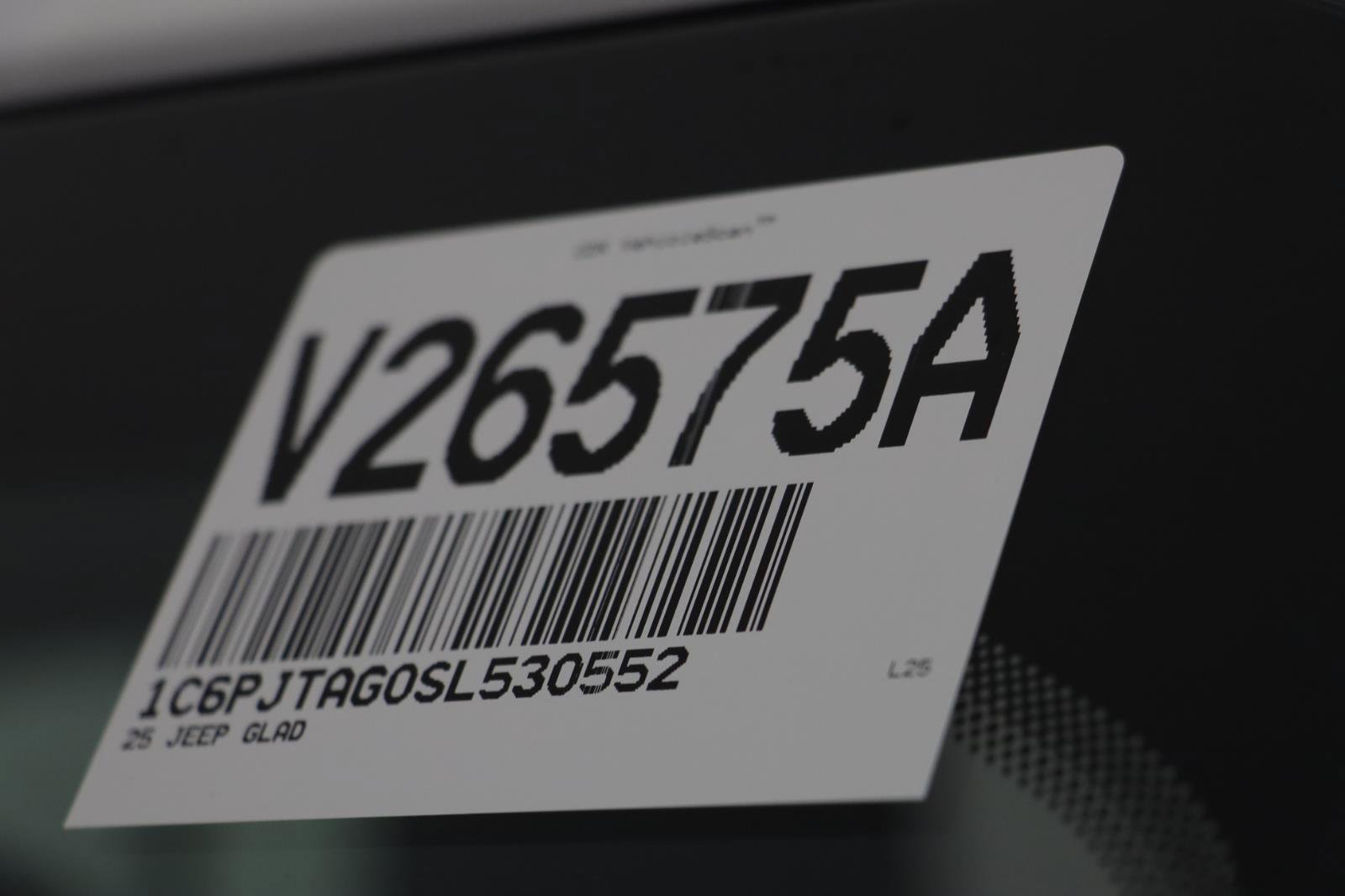 Used 2025 Jeep Gladiator Sport image 25