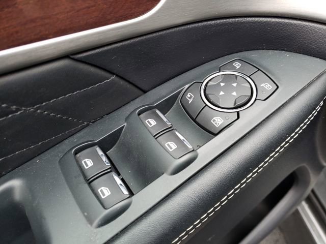 Used 2018 Ford Explorer Platinum image 20