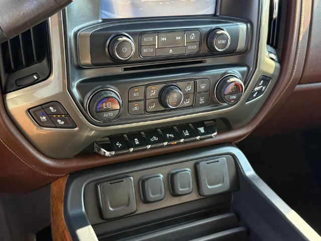 Used 2019 Chevrolet Silverado 3500 High Country w/ Duramax Plus Package AWD/4WD image 20