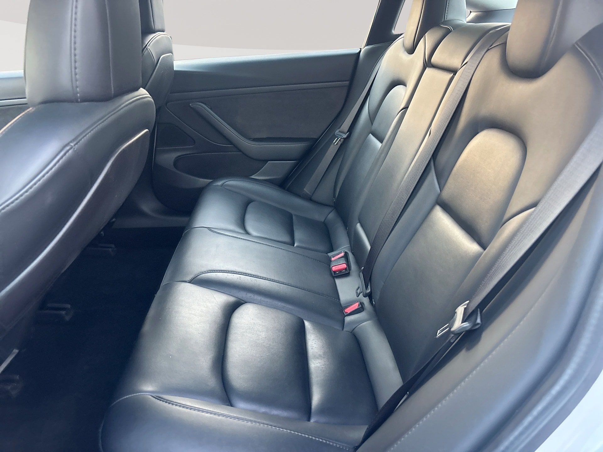 Used 2020 Tesla Model 3 Standard Range Plus RWD image 26