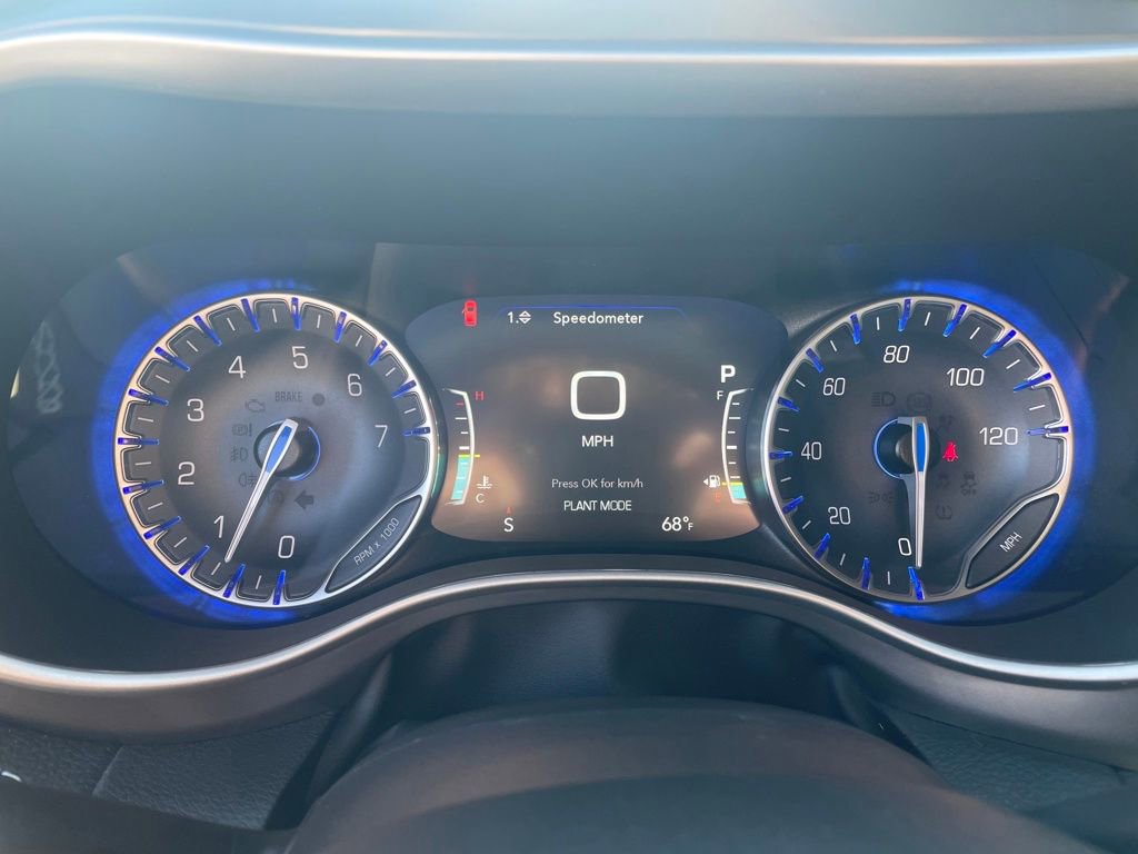 New 2026 Chrysler Pacifica Select image 14