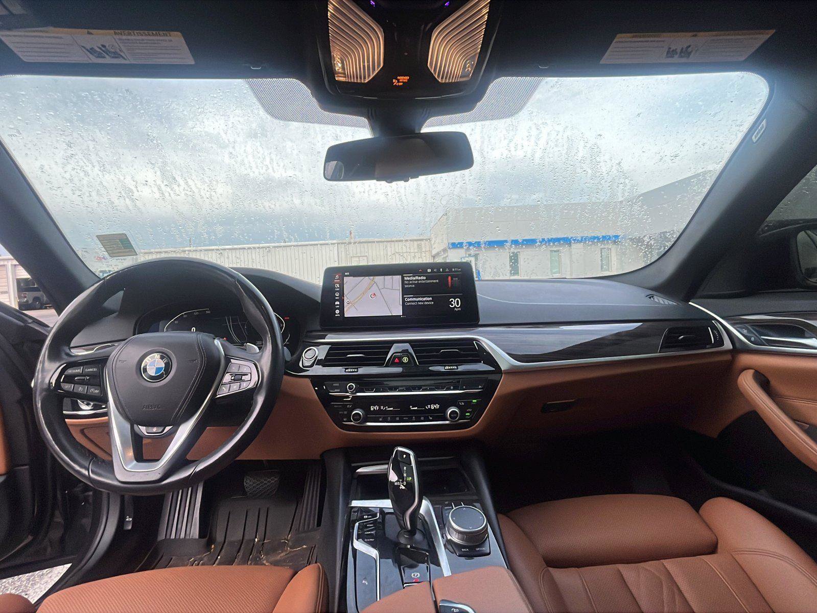 Used 2021 BMW 530i xDrive w/ Convenience Package AWD/4WD image 20