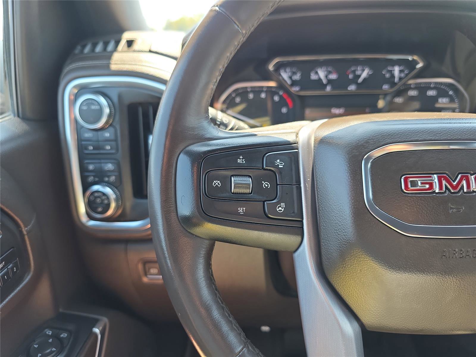 Used 2021 GMC Sierra 1500 SLT w/ SLT Premium Plus Package image 22