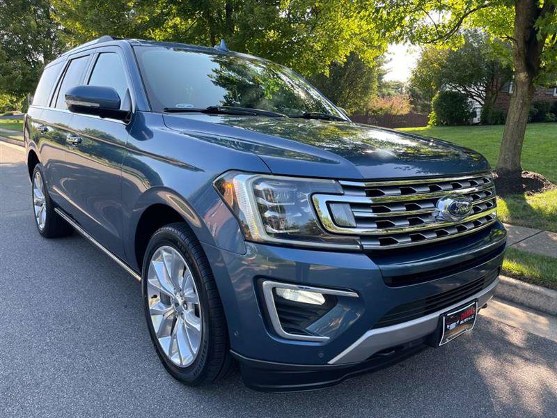 Used 2018 Ford Expedition Limited w/ Equipment Group 302A AWD/4WD image 4
