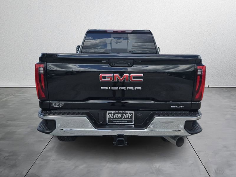 New 2026 GMC Sierra 2500 SLT w/ SLT Premium Package image 4