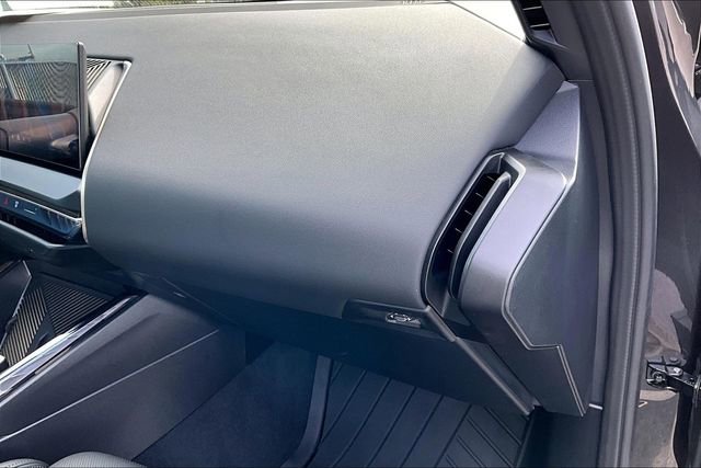 Used 2025 BMW X3 xDrive30i w/ Premium Package image 16