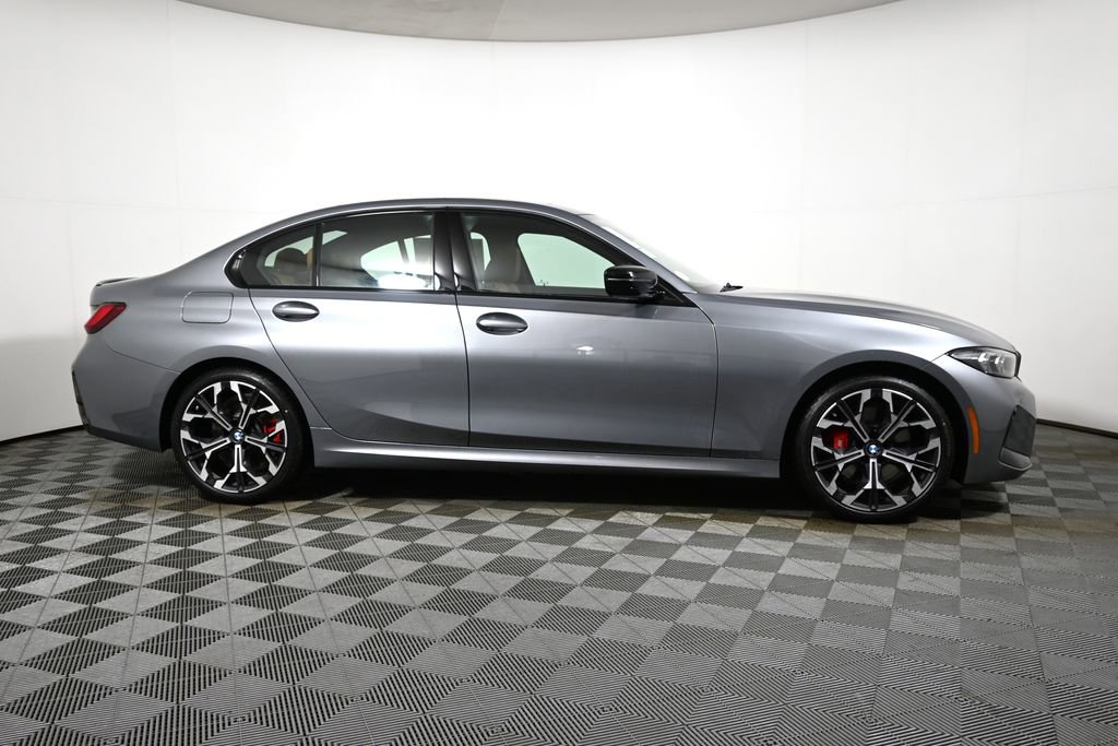 Used 2026 BMW 330i xDrive Sedan w/ M Sport Package image 8