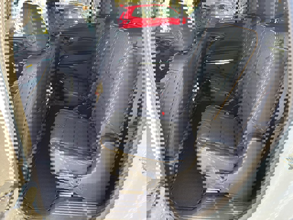 New 2026 Chevrolet Traverse High Country image 19