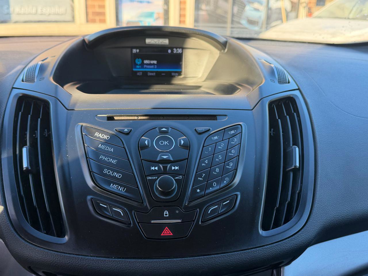 Used 2016 Ford C-MAX SE image 16