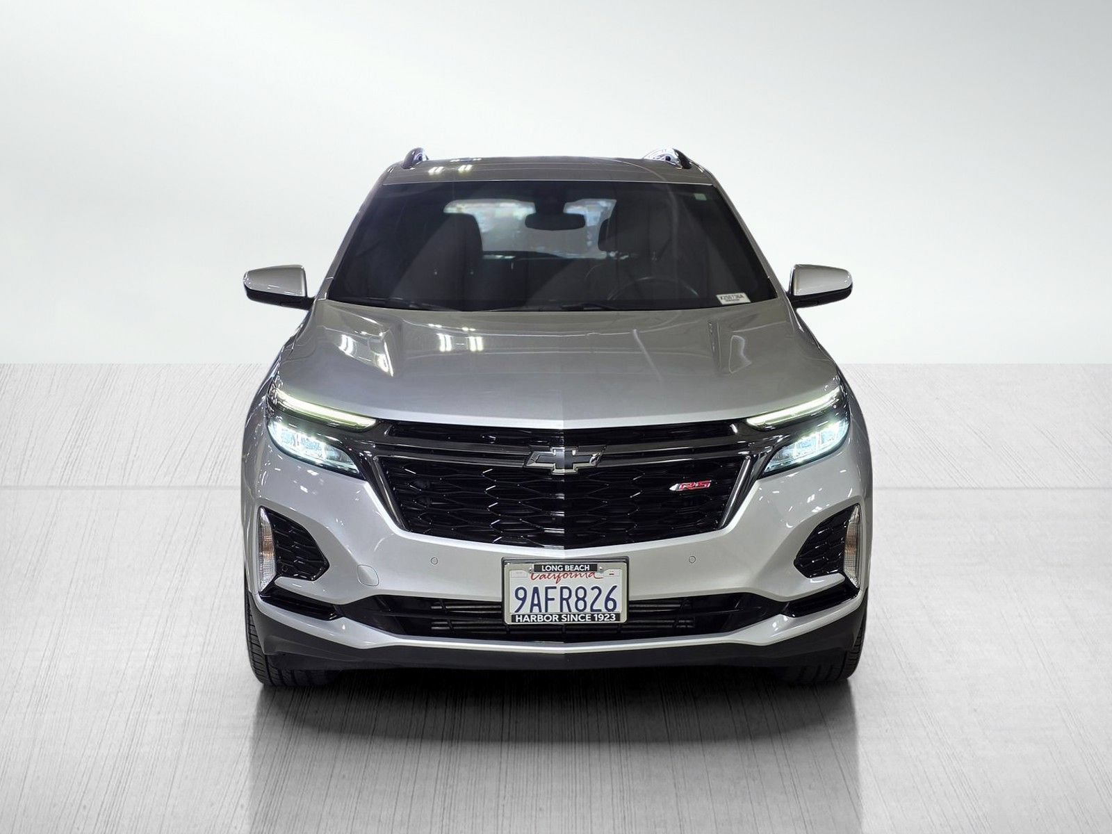 Used 2022 Chevrolet Equinox RS FWD image 2