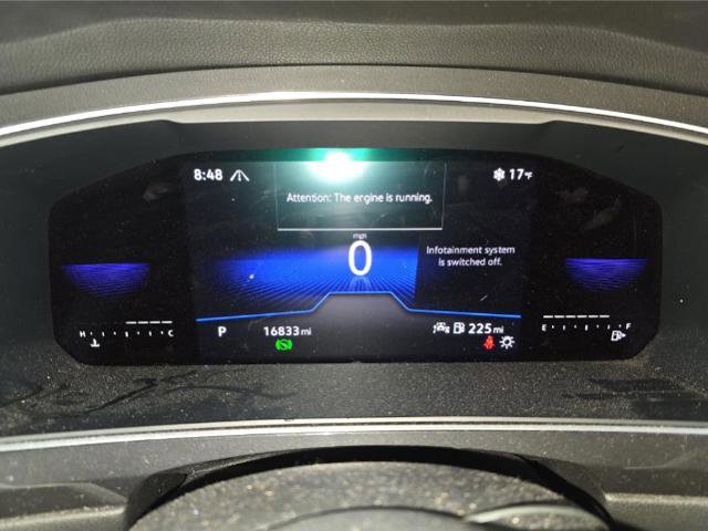 Used 2022 Volkswagen Tiguan SE image 10