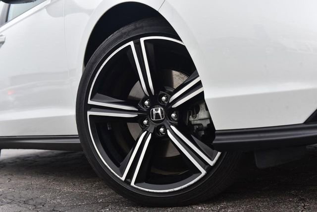 Used 2023 Honda Accord Sport image 3