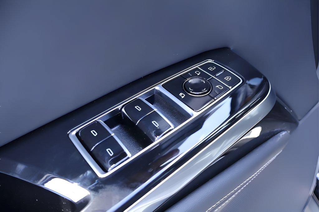 New 2026 Cadillac Escalade ESV Platinum Luxury w/ LPO, Floor Liner Package RWD image 10