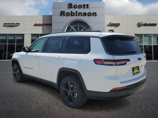 New 2026 Jeep Grand Cherokee L Limited w/ Limited Altitude Package RWD image 3
