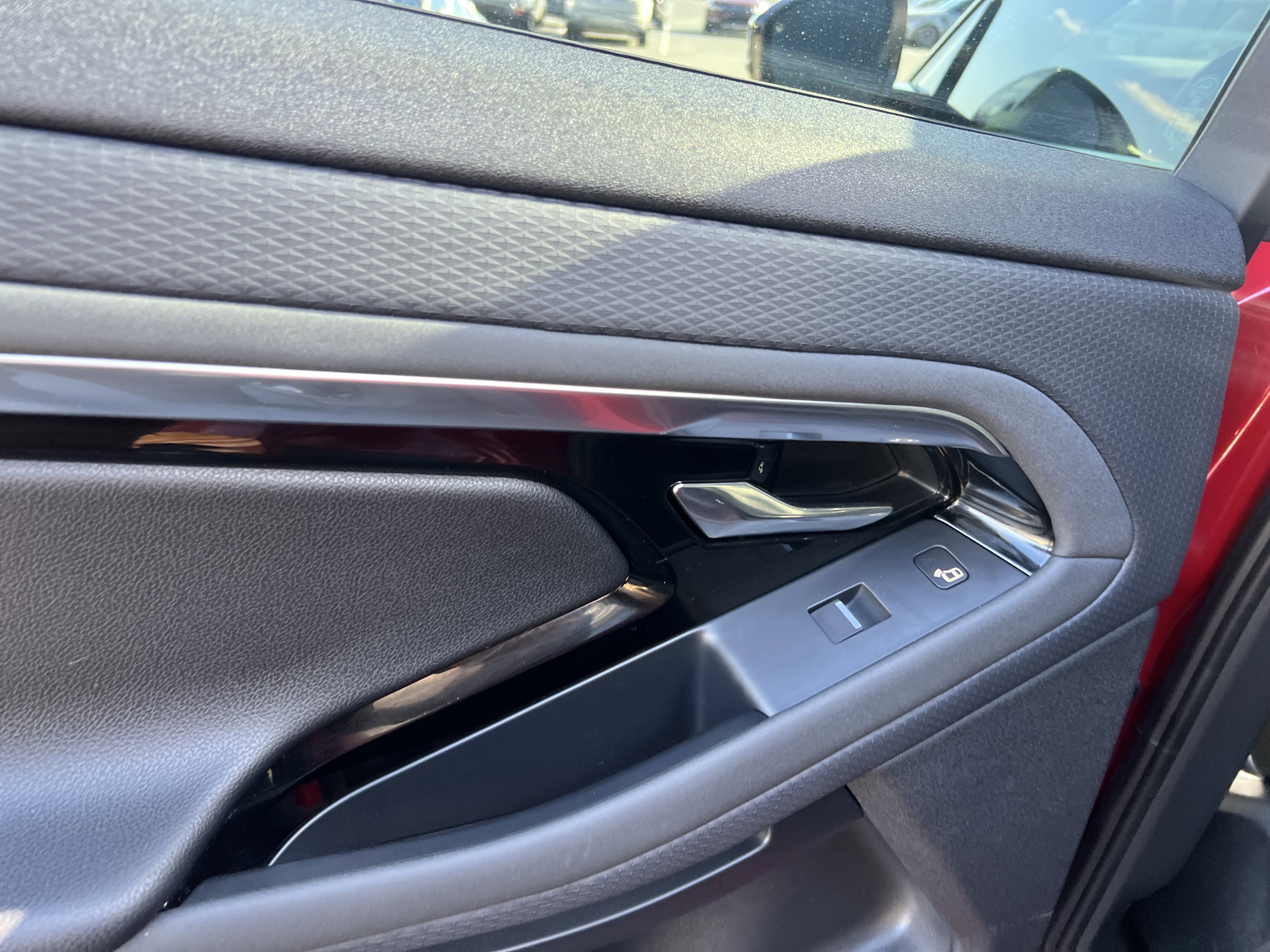 Used 2021 Land Rover Range Rover Evoque S image 29