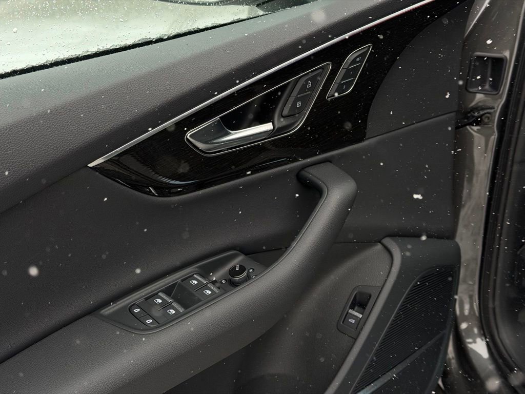 New 2026 Audi Q7 2.0T Premium AWD/4WD image 19