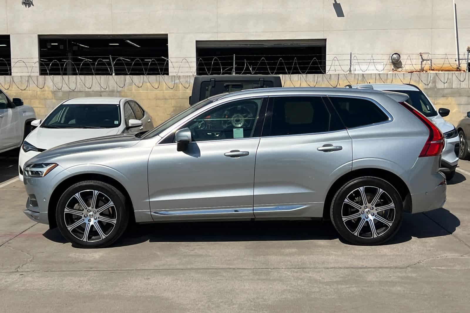 Used 2018 Volvo XC60 T6 Inscription w/ Convenience Package AWD/4WD image 6