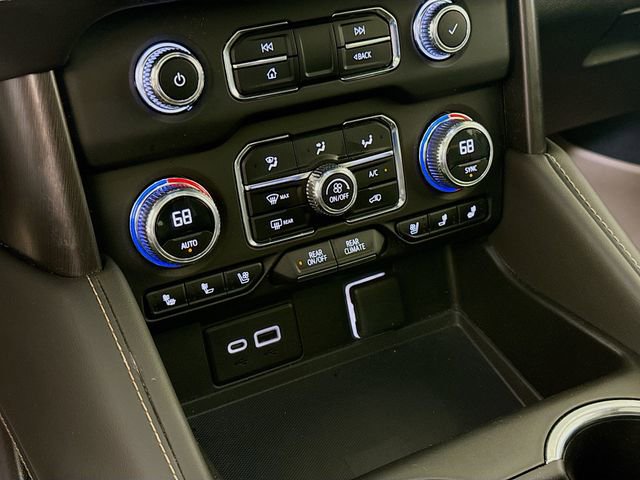 Used 2023 GMC Yukon AT4 image 17