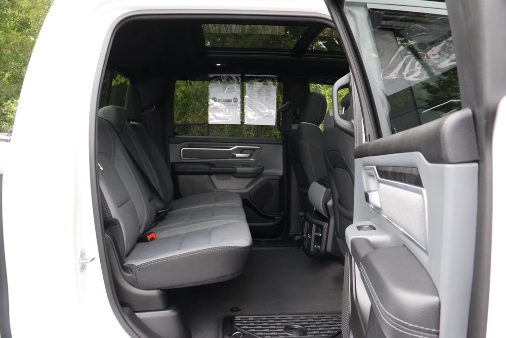 Used 2022 RAM 1500 Big Horn AWD/4WD image 48
