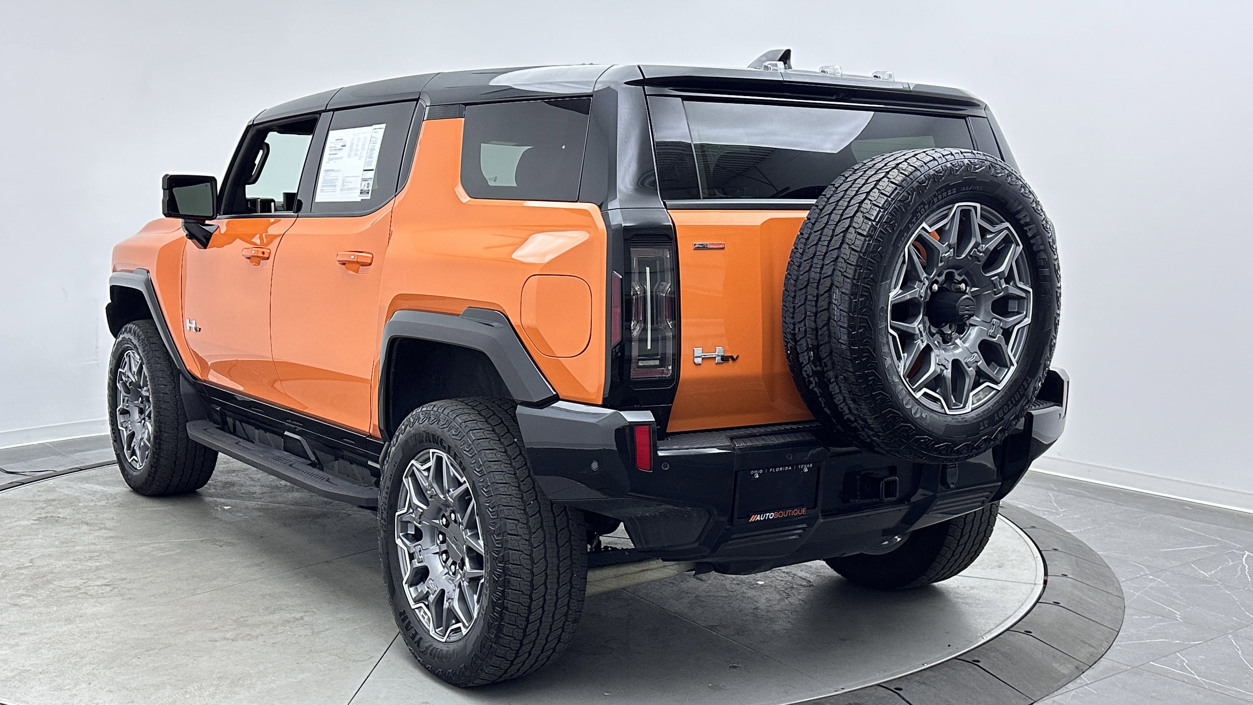 Used 2024 GMC Hummer EV 3X w/ LPO, Illumination Package AWD/4WD image 4