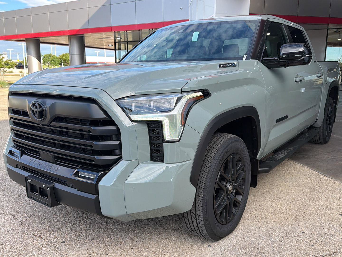 New 2026 Toyota Tundra Limited image 3