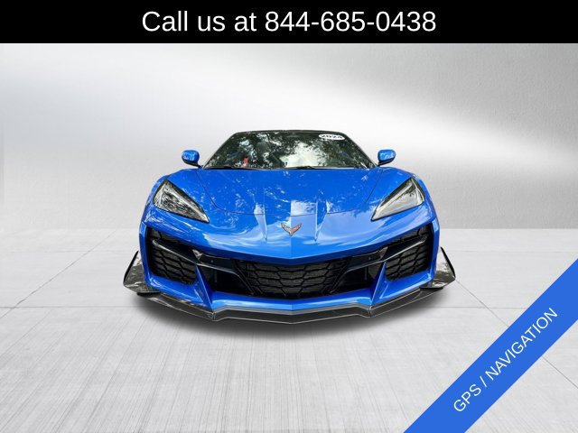 Used 2024 Chevrolet Corvette Z06 w/ Z07 Performance Package RWD image 2