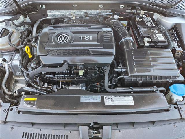 Used 2015 Volkswagen GTI SE FWD image 20