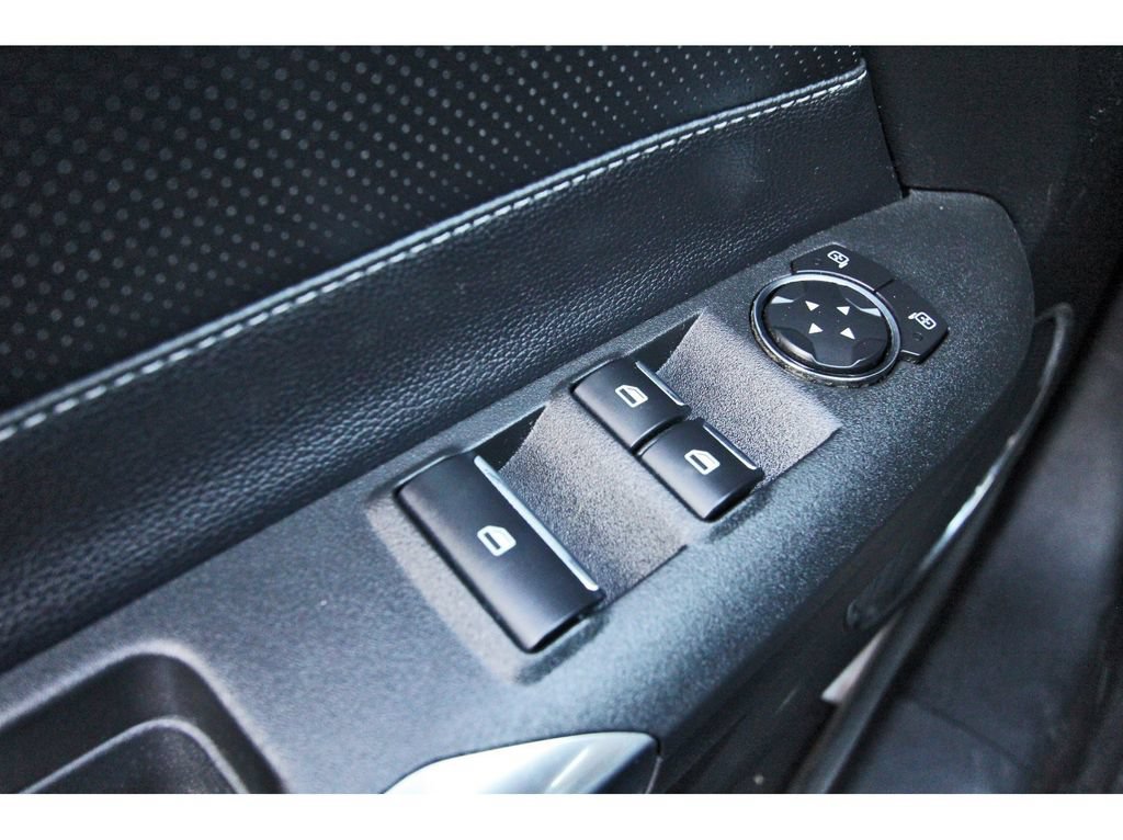 Used 2017 Ford Mustang GT Premium w/ Equipment Group 401A RWD image 20