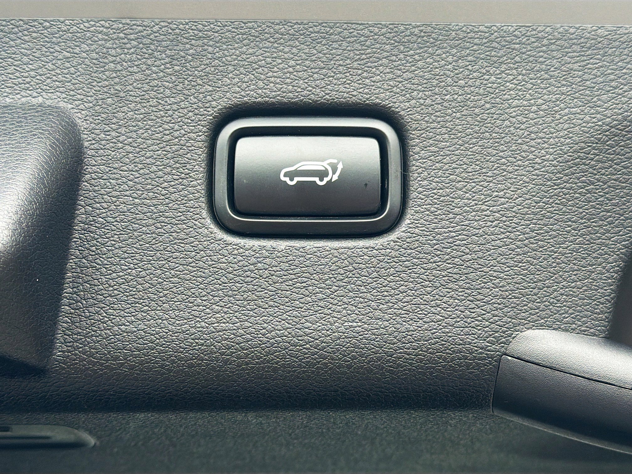 Used 2023 Kia Sportage SX image 14