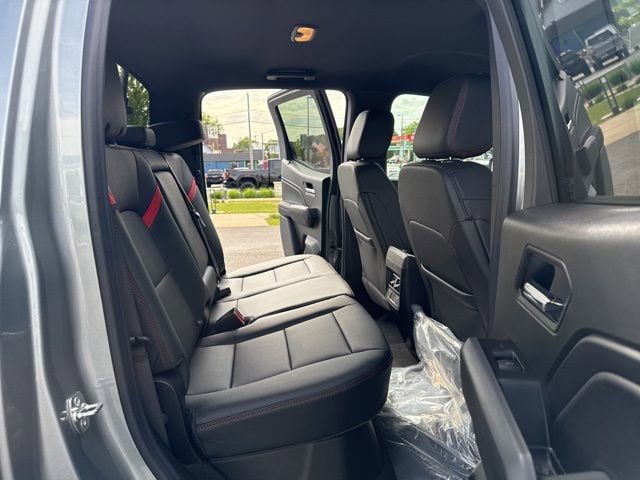 New 2026 Chevrolet Colorado Z71 w/ Technology Package AWD/4WD image 10