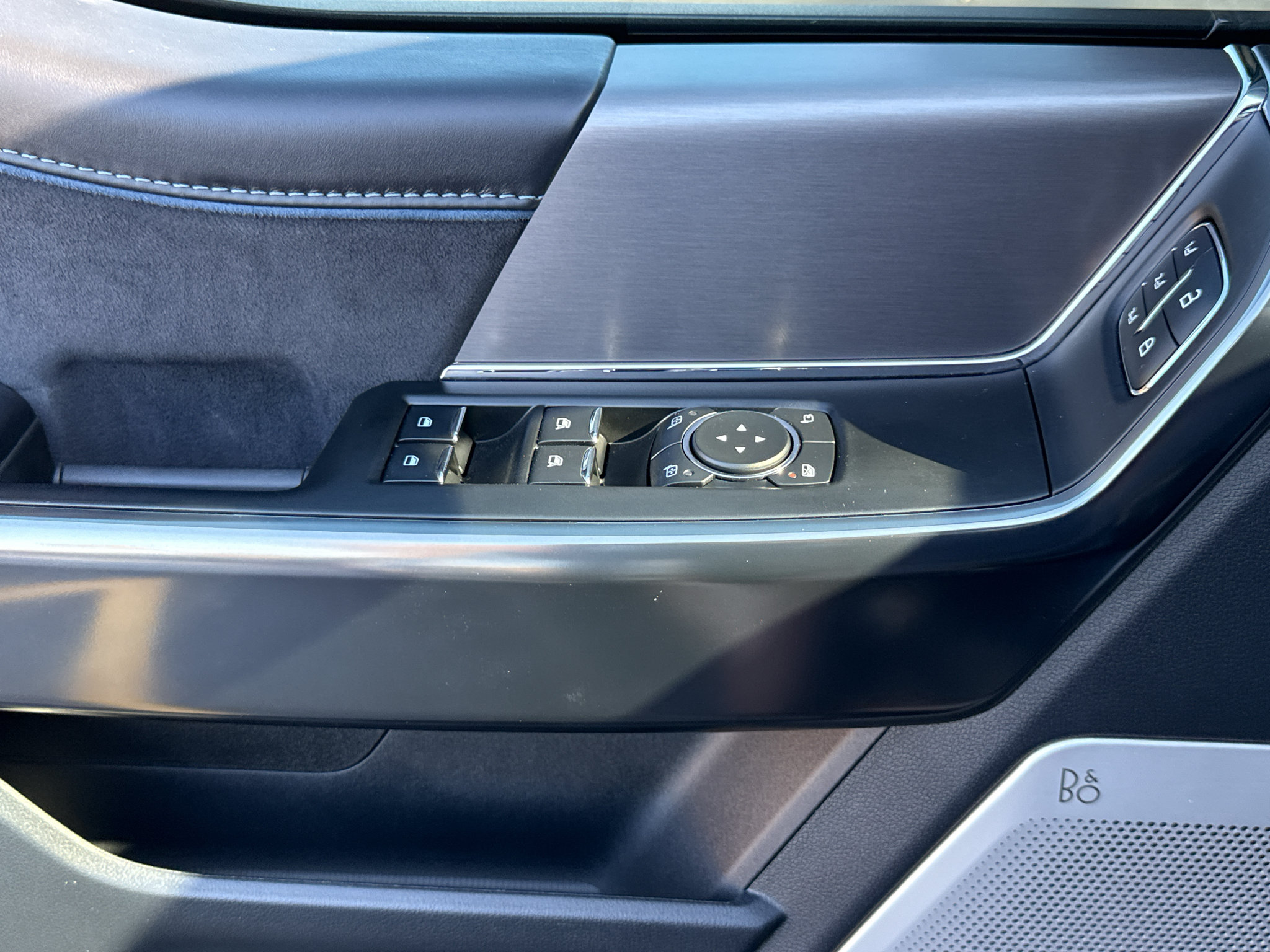 Certified 2025 Ford F150 Platinum AWD/4WD image 19