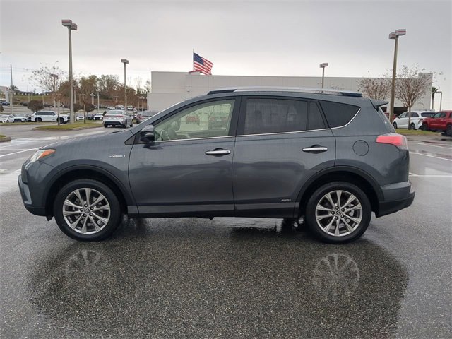 Used 2018 Toyota RAV4 Limited w/ Advanced Technology Package image 7
