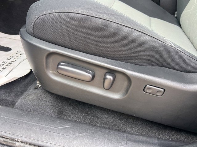 Used 2022 Toyota Tacoma TRD Off-Road image 18