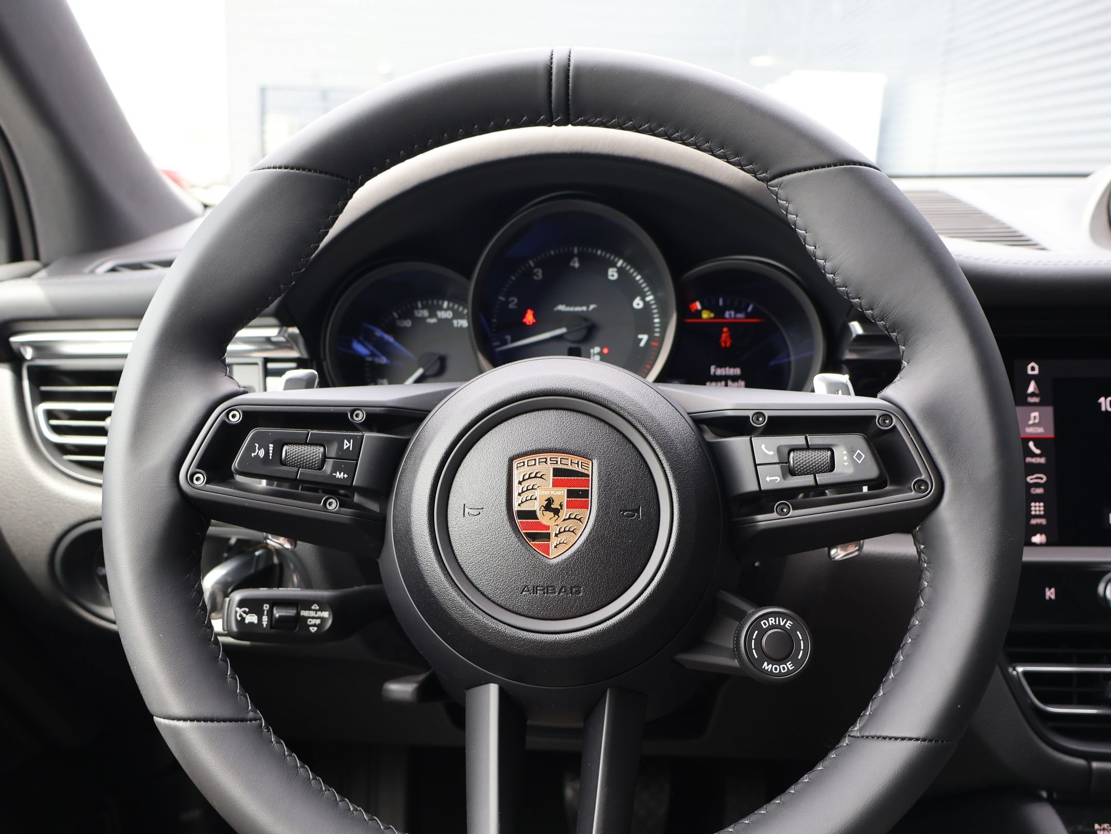 New 2026 Porsche Macan Turbo AWD/4WD image 16